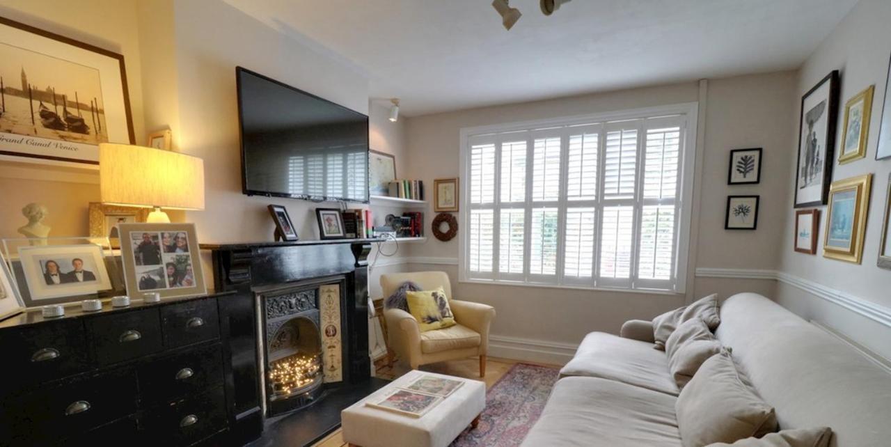 Villa Cosy, Dog Friendly House On The Fringe Of The Brecon Beacons à Tredegar Extérieur photo